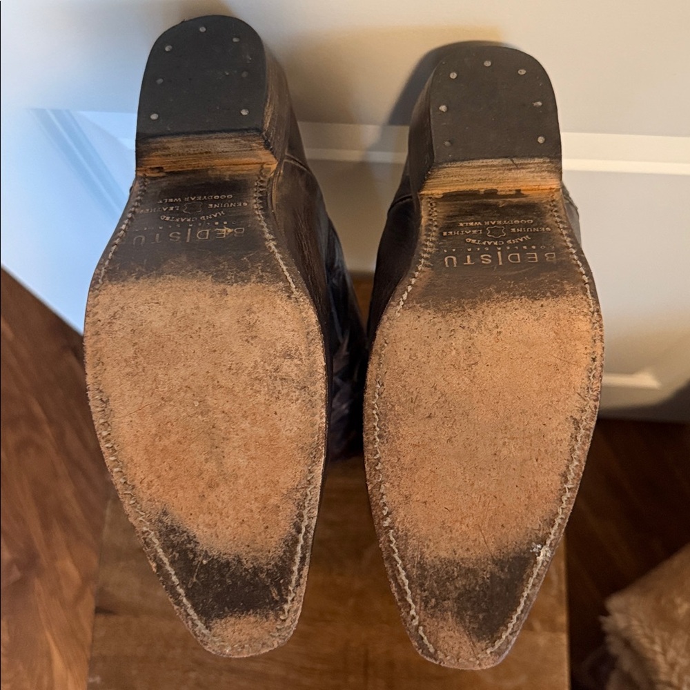 Bed Stu handcrafted sz 9/39 Black Leather Cowboy Boots with Brown Floral Design - Picture 3 of 5